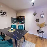 Lira Apartment