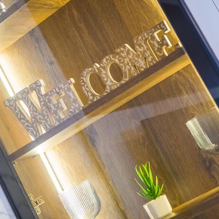 דירה Lira מוסטר