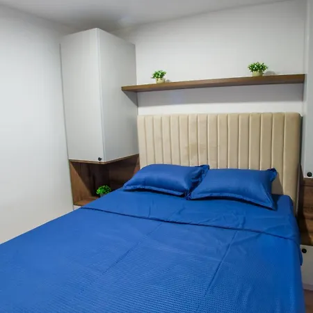 Lira Apartment *