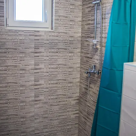 Apartment Lira